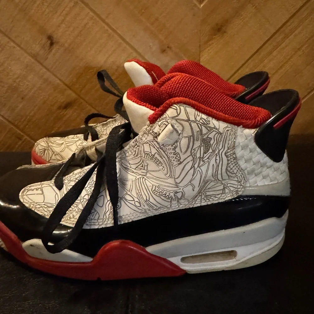 AIR JORDAN DUB ZERO GS
"WHITE / FIRE RED" - Picture 4 of 8